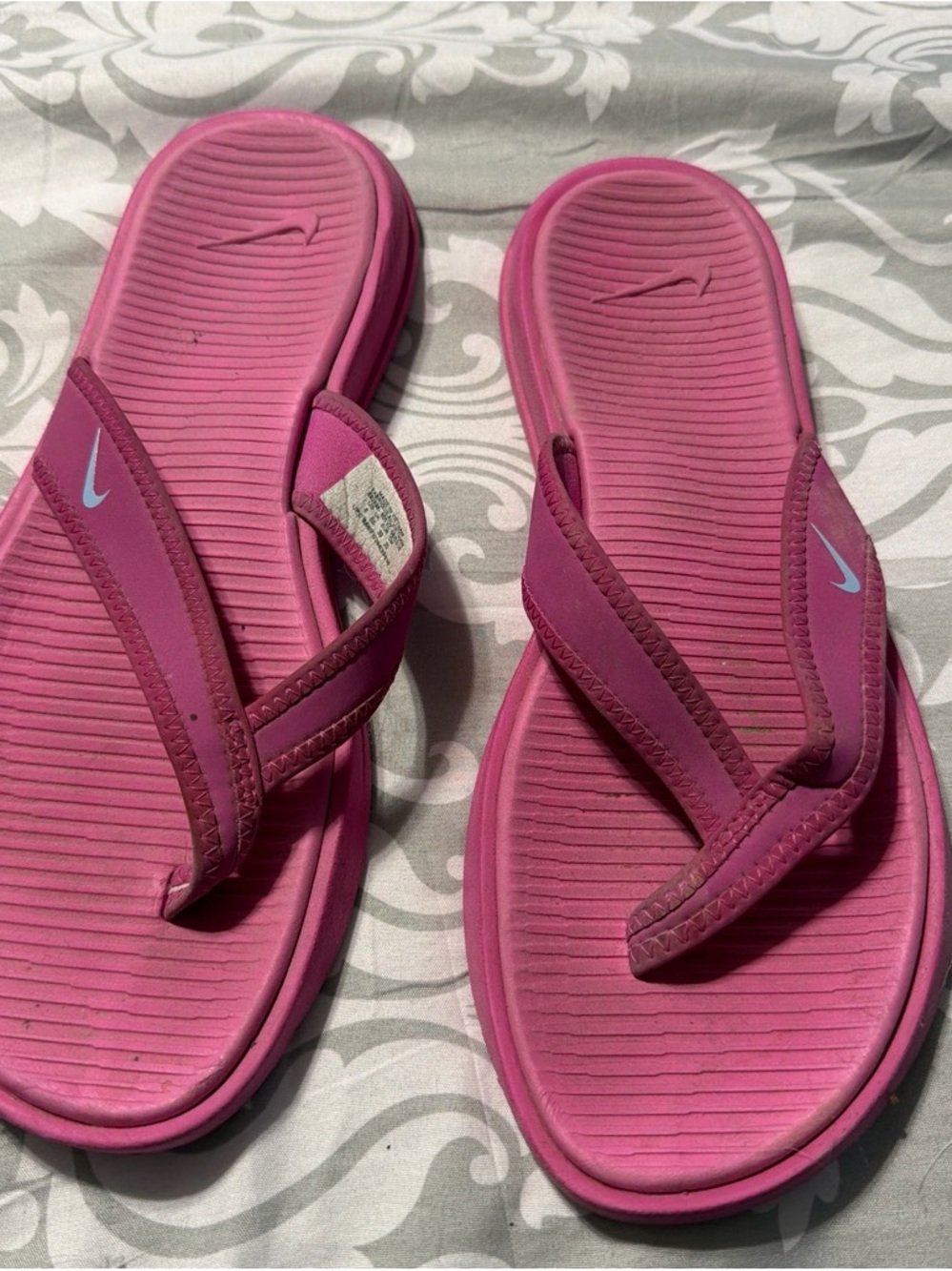 Nike Pink Women's Cushioned Thong Sandals
